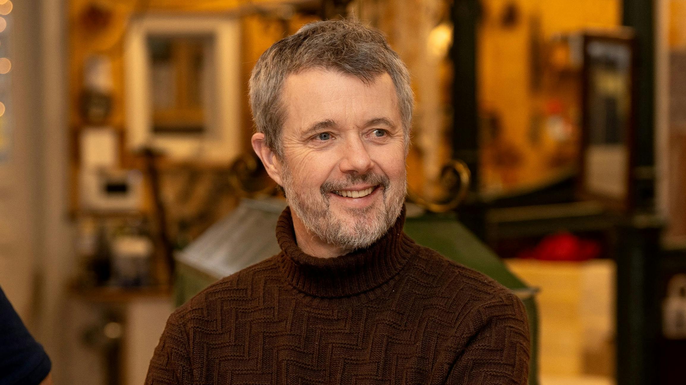 Kong Frederik besøgte Kongehusets værkstedshus.