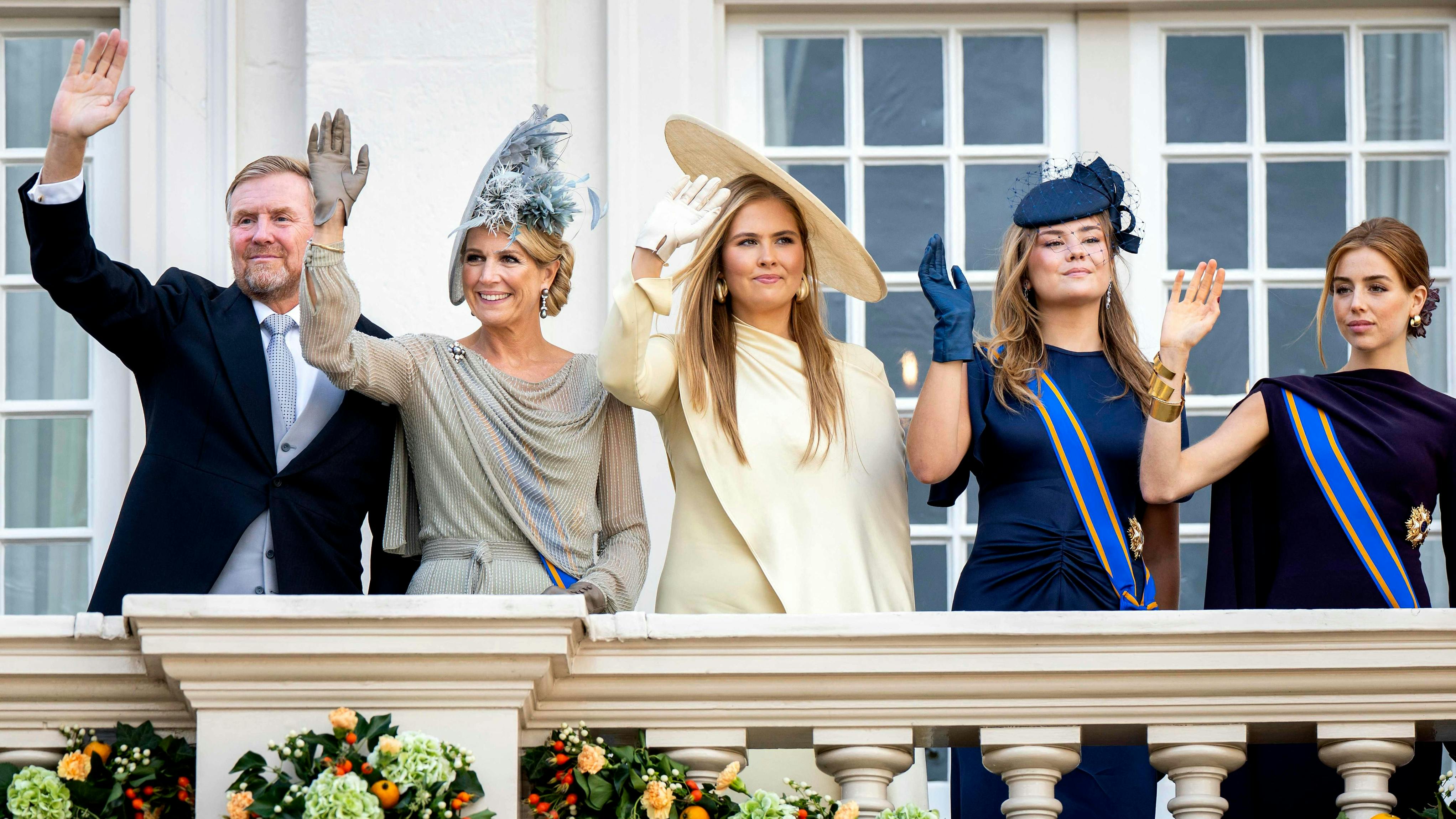 Kong Willem-Alexander og dronning Maxima sørger for, at deres døtre kan klare sig selv uden for slottets mure.&nbsp;