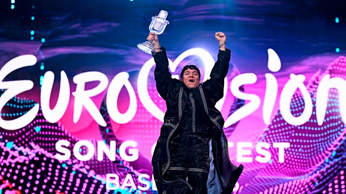 Sidste års vinder af Eurovision Song Contest 2025 var Johannes Pietsch fra Østrig.