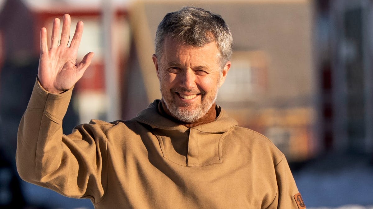 De færreste forstår, hvad det egentlig betyder: Kong Frederik er ung med de  unge | BILLED-BLADET