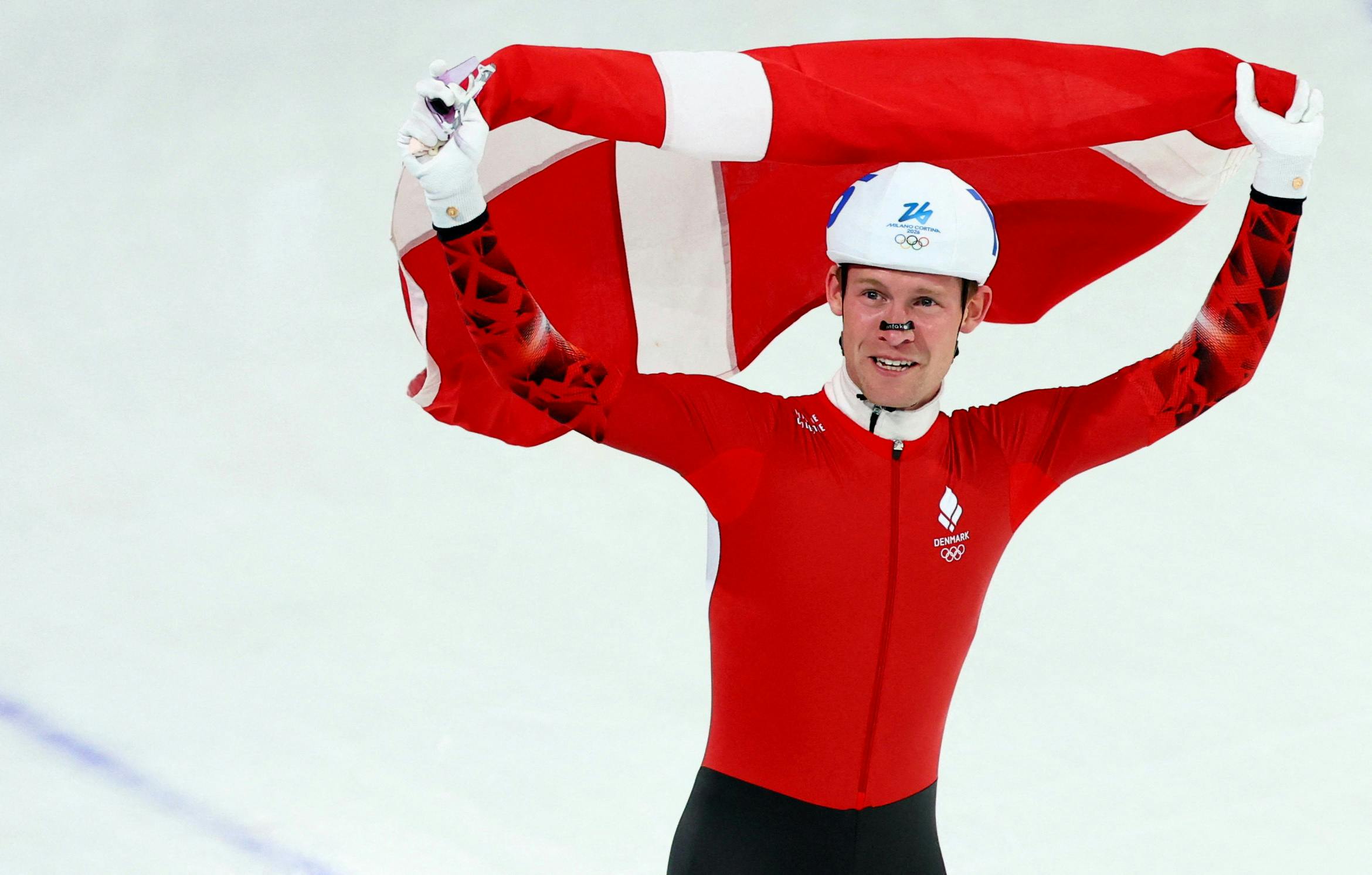 Viktor Hald Thorup efter OL-triumfen lørdag.