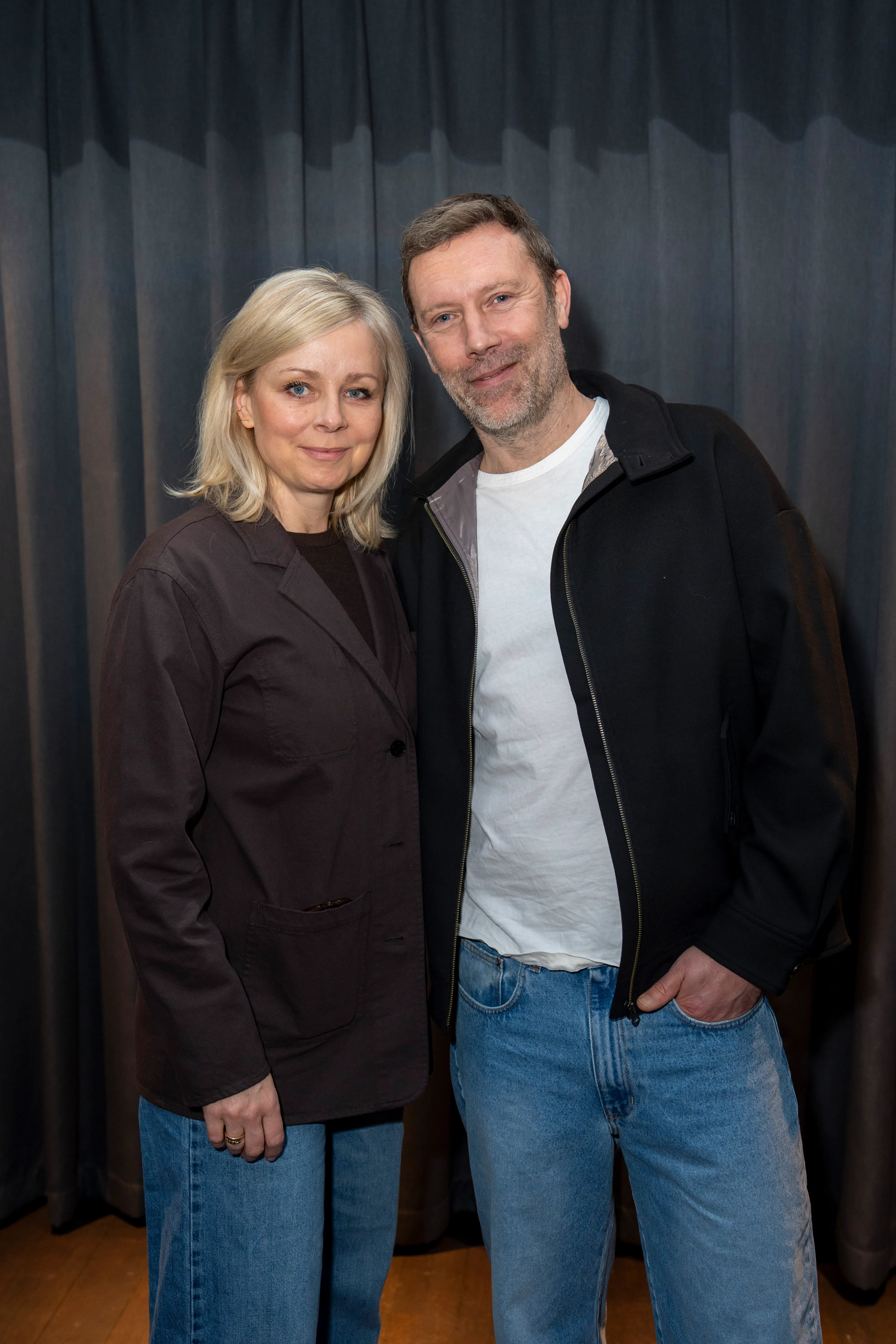 Lene Maria Christensen og Jakob Cedergren fra "Uniformen" deltog begge i pressemødet på DR-serien. 