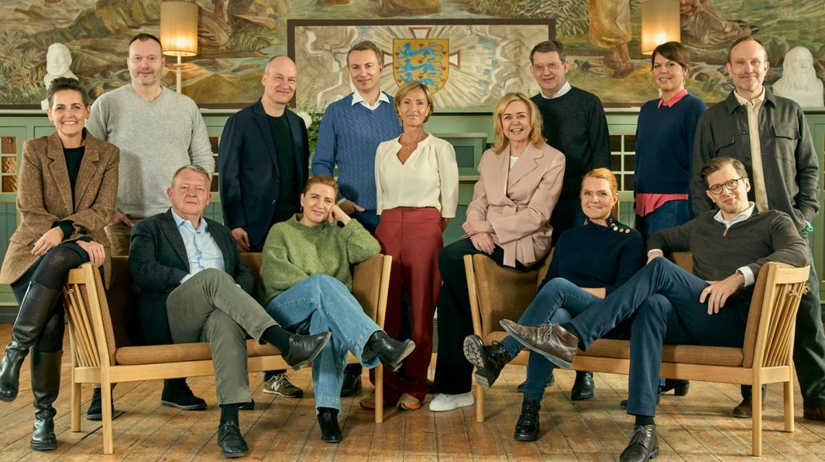 "Højskolen" er et nyt program på TV 2 med Folketingets 12 partiledere.