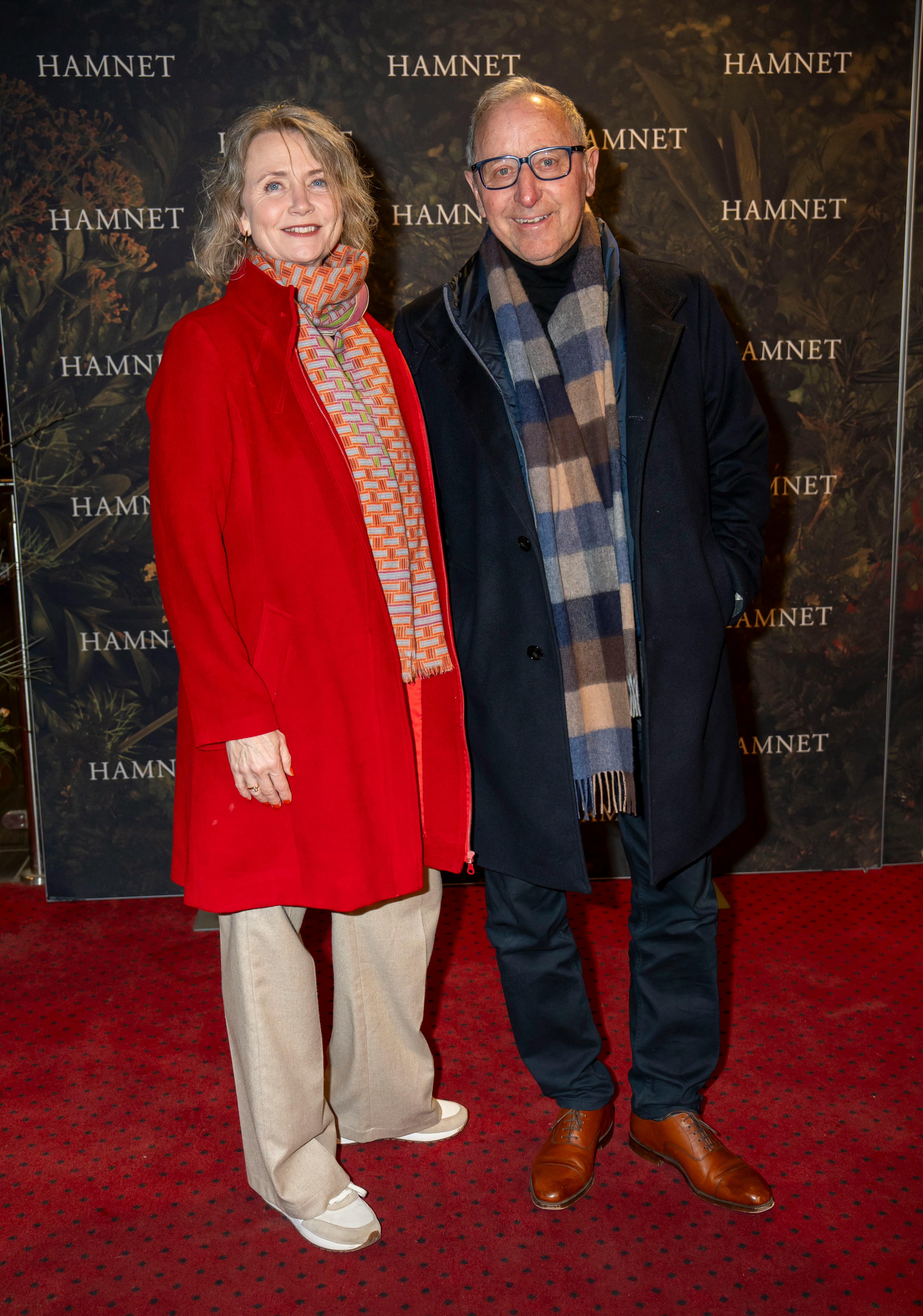 Finn Nørbygaard med sin veninde Lotte Sandberg. 