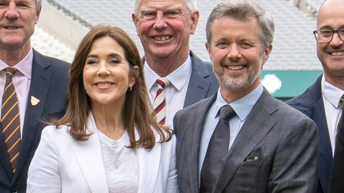 Dronning Mary og kong Frederik havde en god oplevelse på Melbourne Cricket Ground.