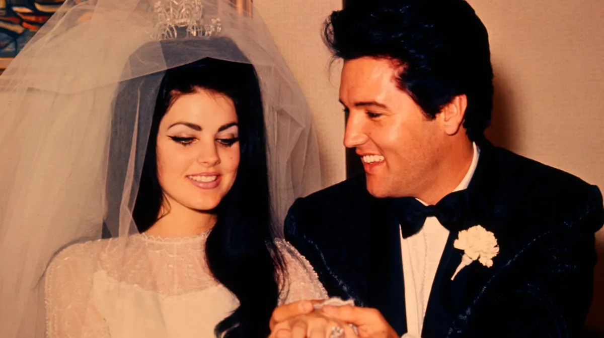 Elvis Presley og Priscilla Presley blev gift i 1967.