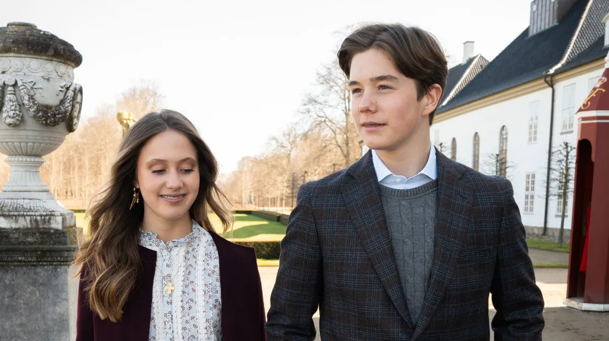 Der er ganske få uger til, at prins Vincent og prinsesse Josephine skal konfirmeres.