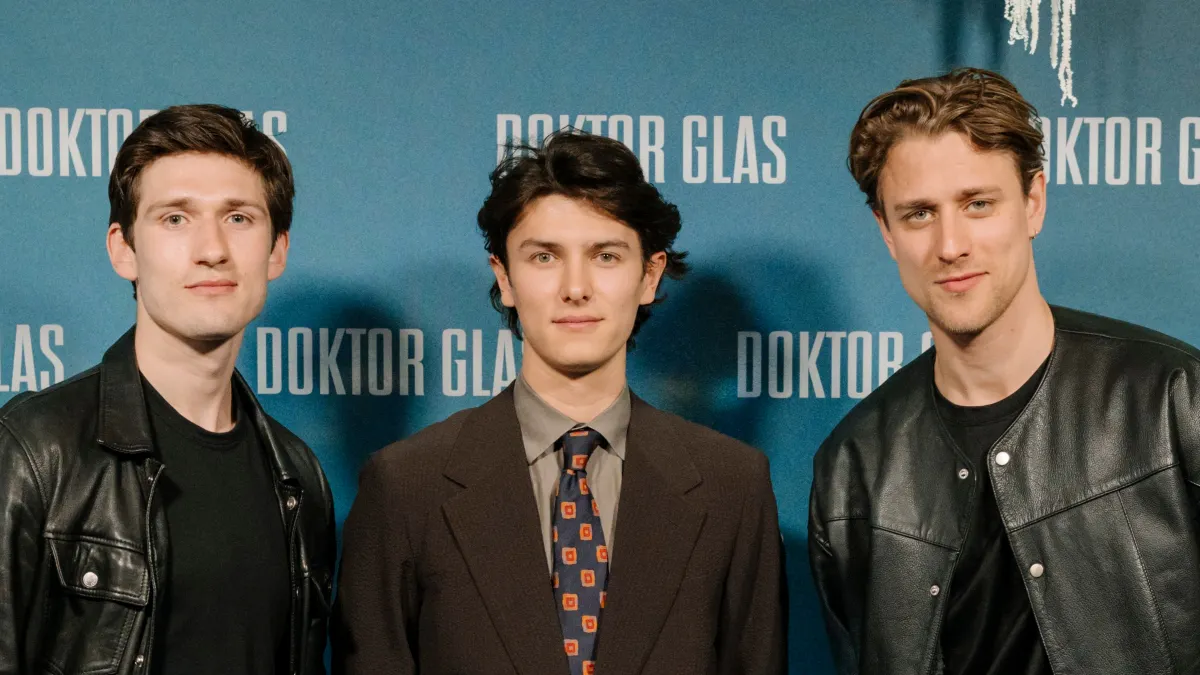 Isac Calmroth, Christian Fandango Sundgren og grev Nikolai.