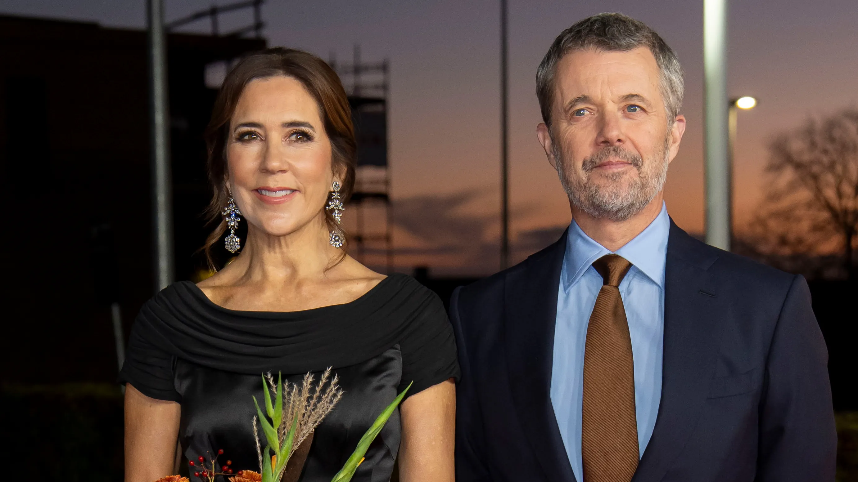 Dronning Mary og kong Frederik har truffet et helt nyt valg. 