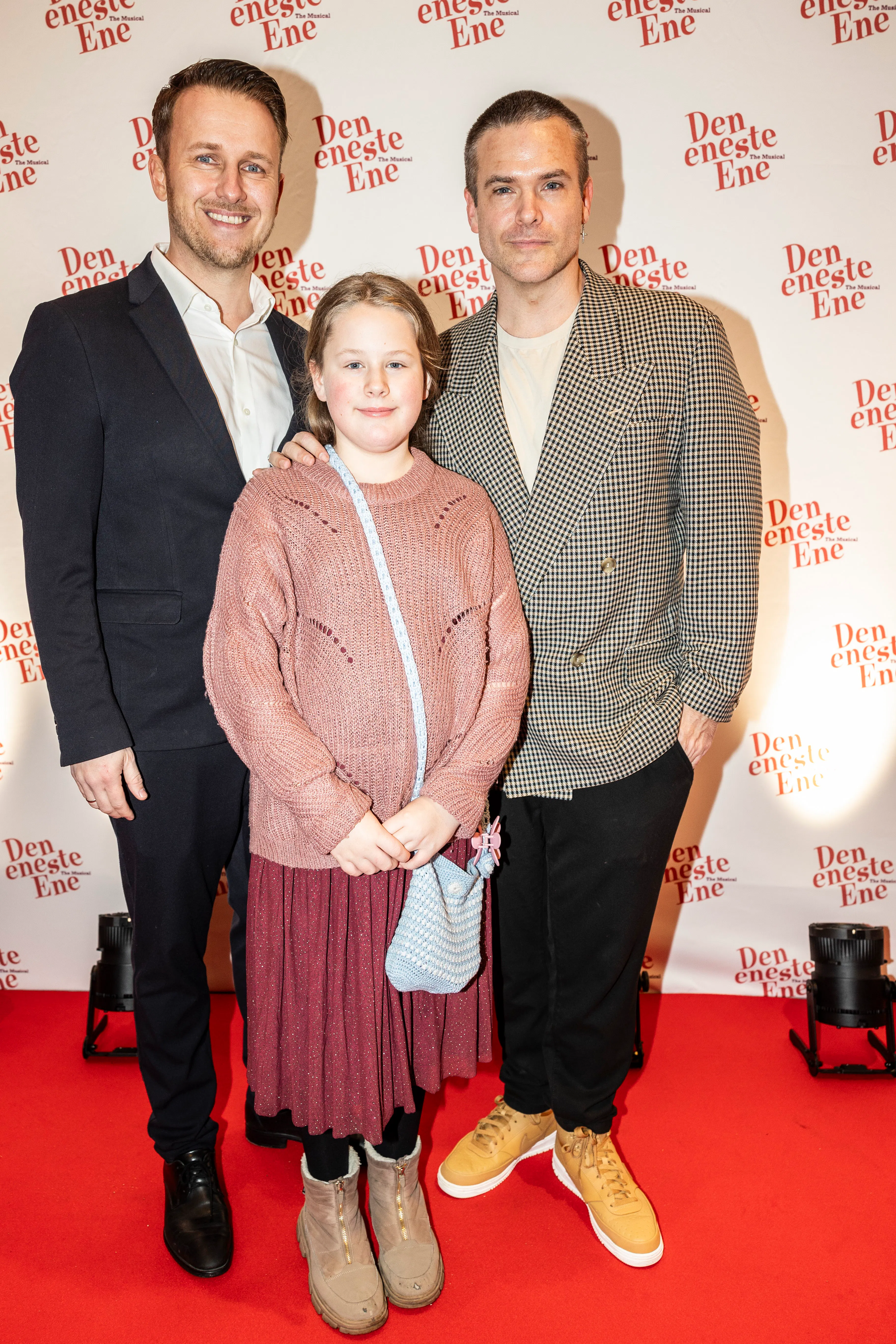 Nicolai Schwartz og Silas Holst til premiere med Maggie My.