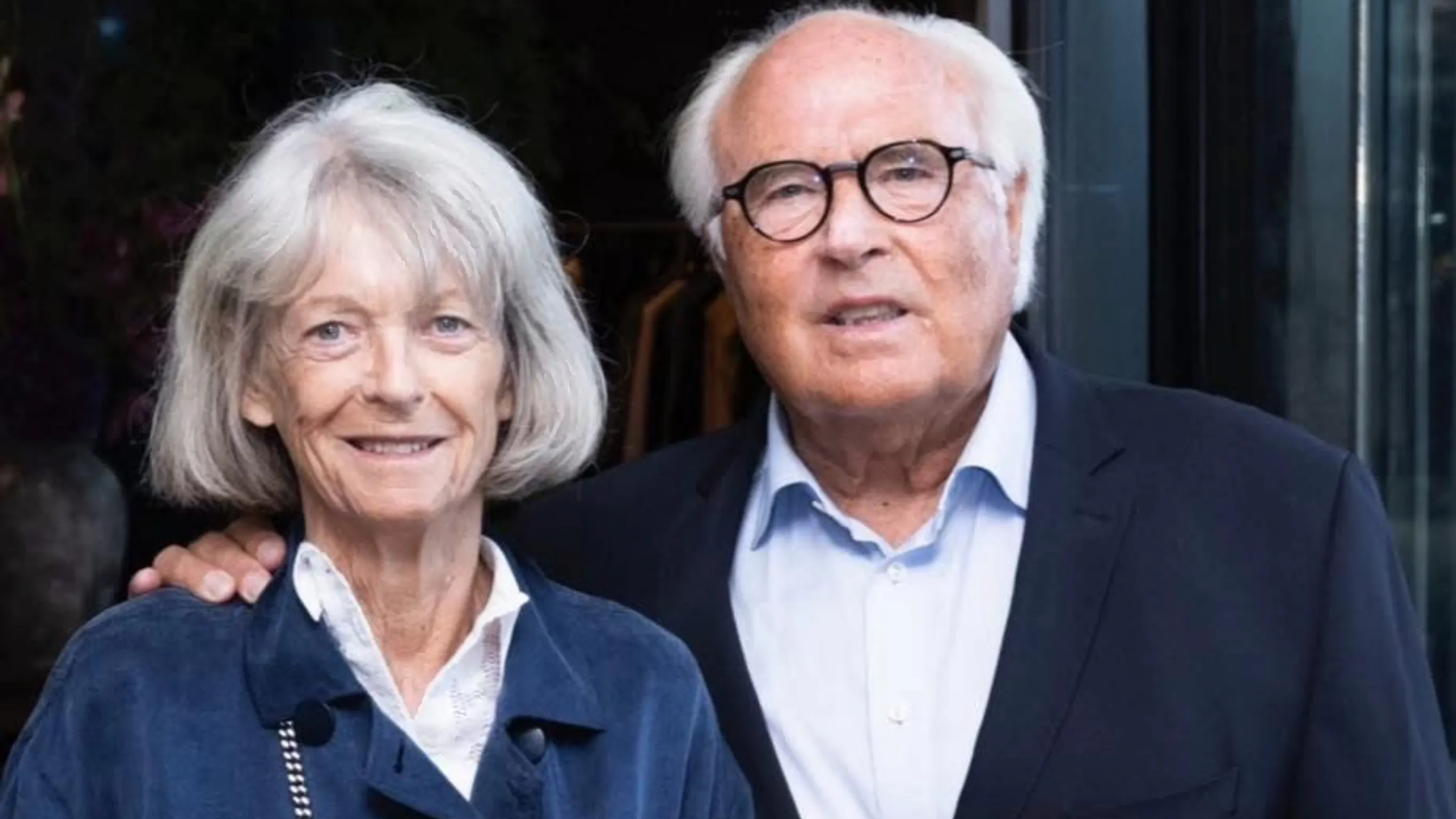 Flemming Østergaard jubler: Bogen om kampen for hans Alzheimerramte kone  sendt til tryk | BILLED-BLADET