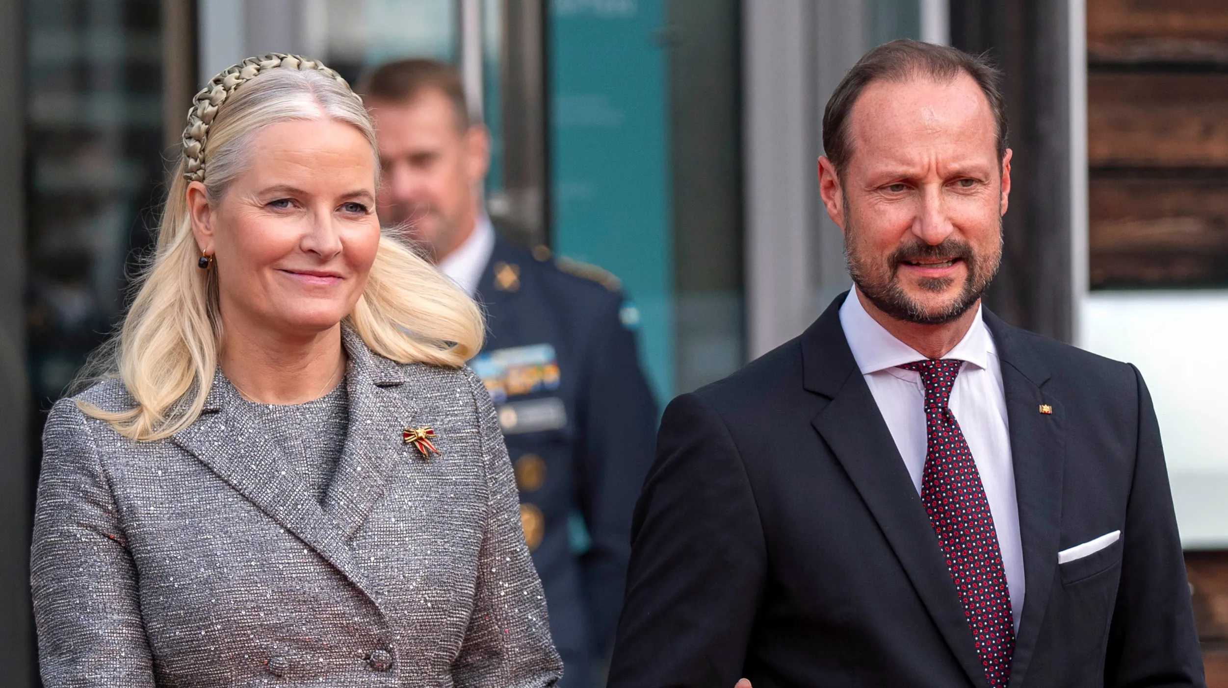 Efter trist nyt om kronprinsessens helbred: Sådan ser Mette-Marit og Haakons fremtid ud | BILLED-BLADET