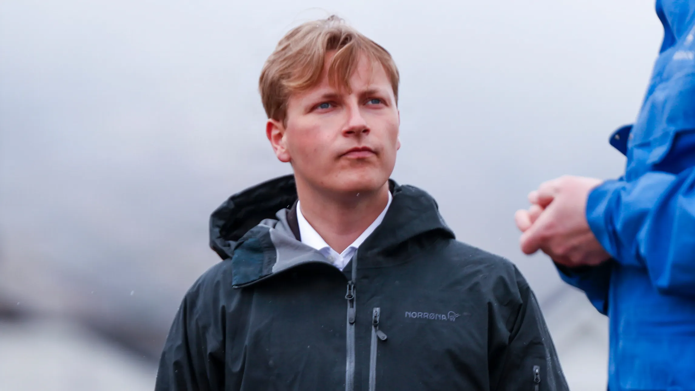 Prins Sverre Magnus var lørdag på arbejde med sin far kronprins Haakon, da de sammen besøgte Sagastad Viking Center i Vestnorge. Om et par uger er han på egen hånd.&nbsp;
