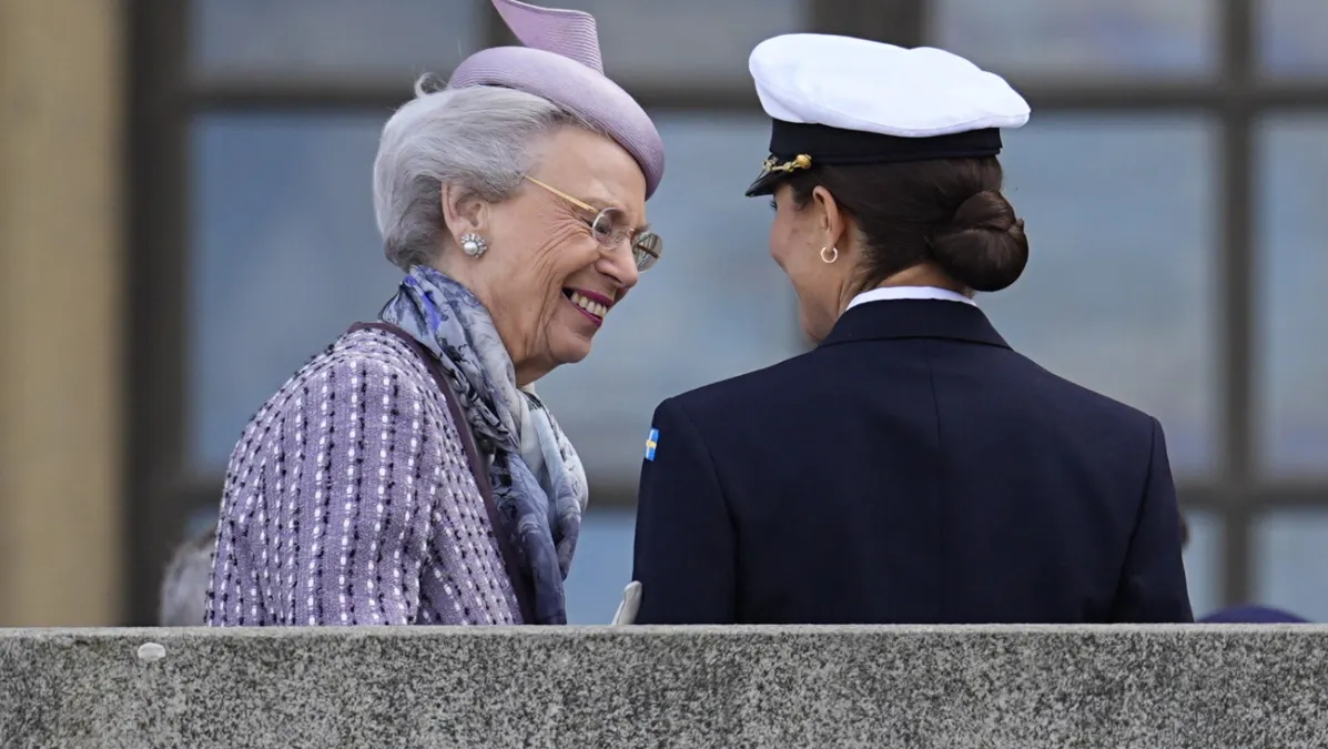 Kronprinsesse Victoria advarer pressen mod hvid væg – og bærer historisk diadem til kong Carl Gustafs 80-årsfest — image 1