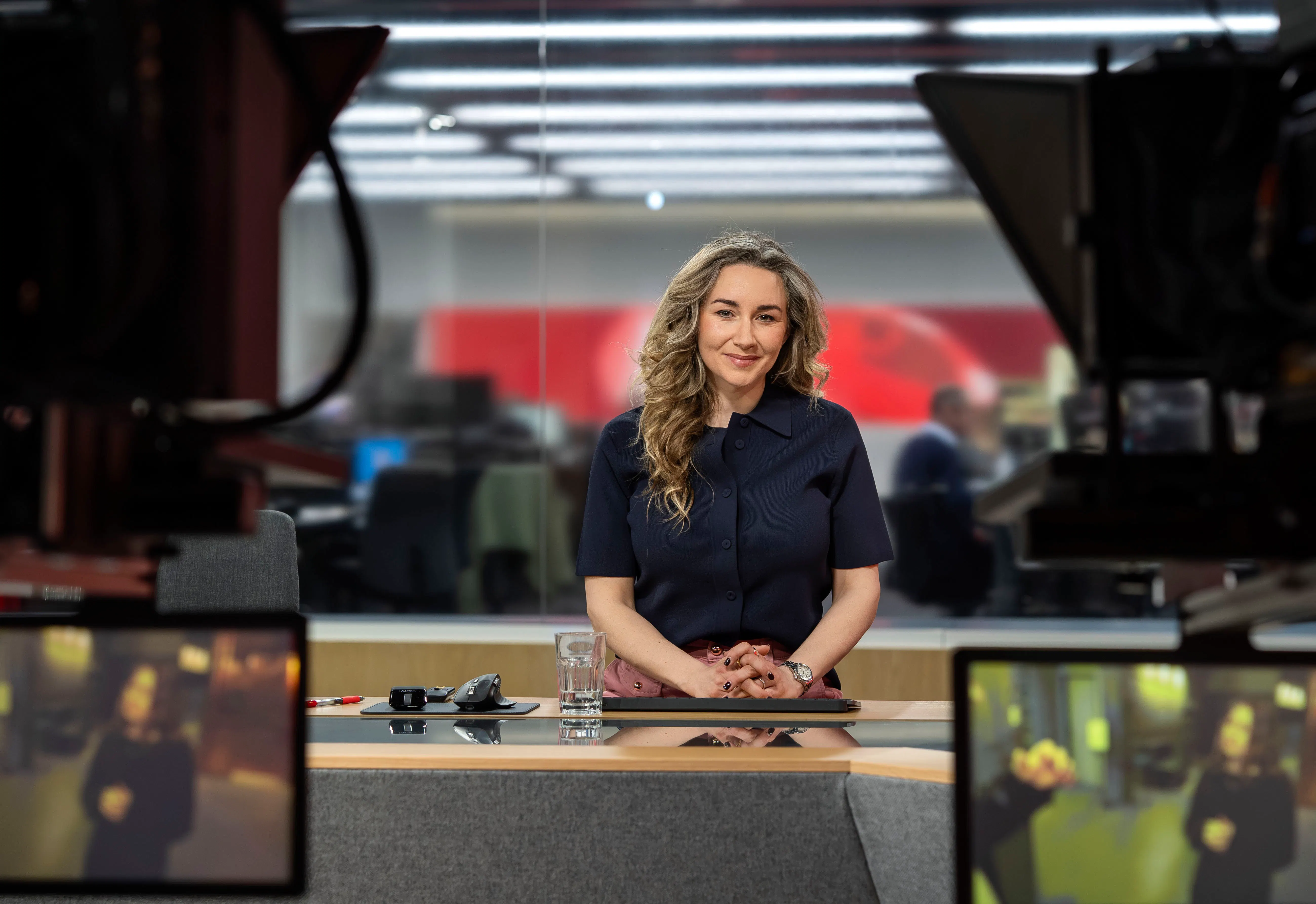 Josefine Kofoed elsker jobbet som vært på TV 2 News. 