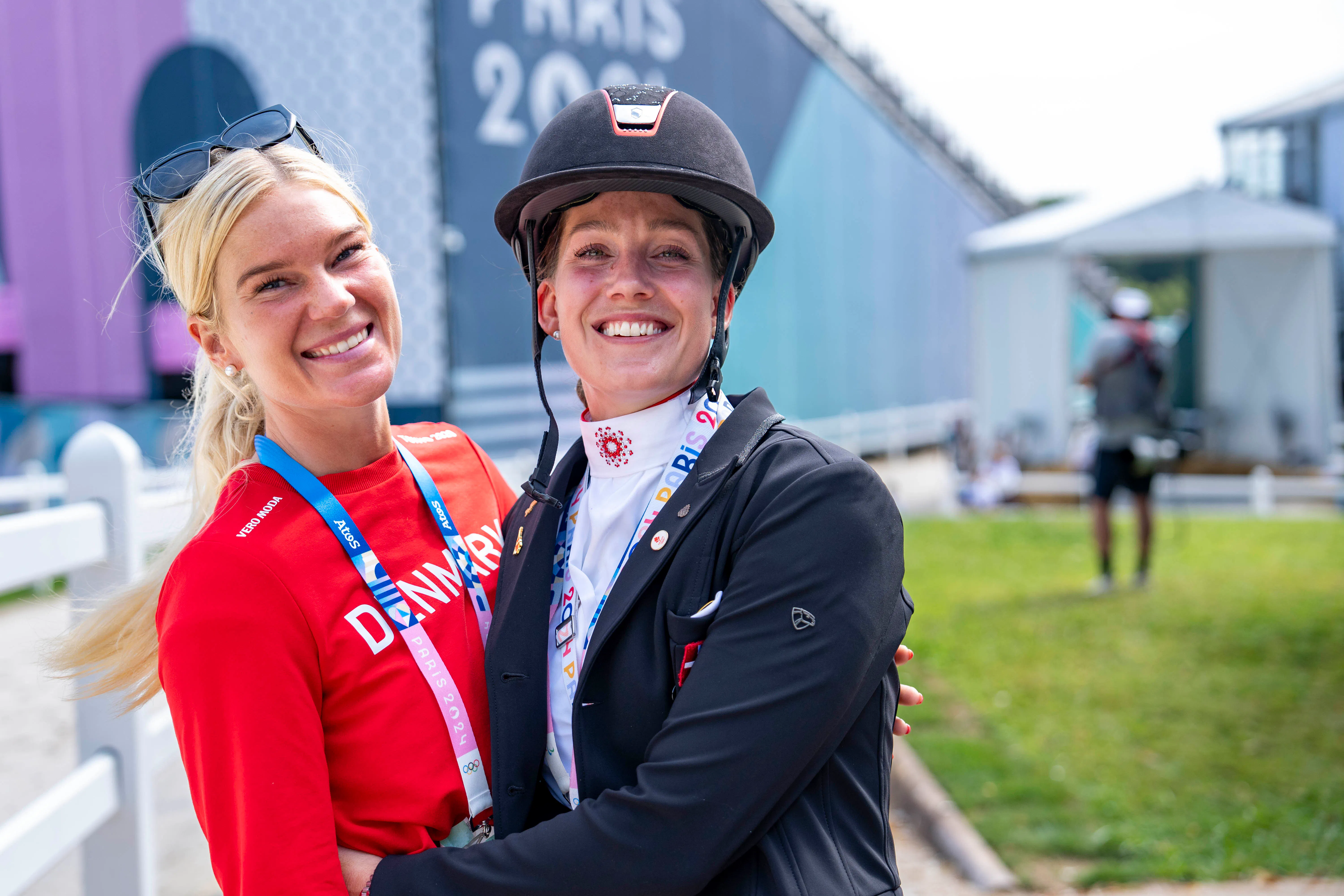 Rasmine og Cathrine Laudrup-Dufour under OL 2024.