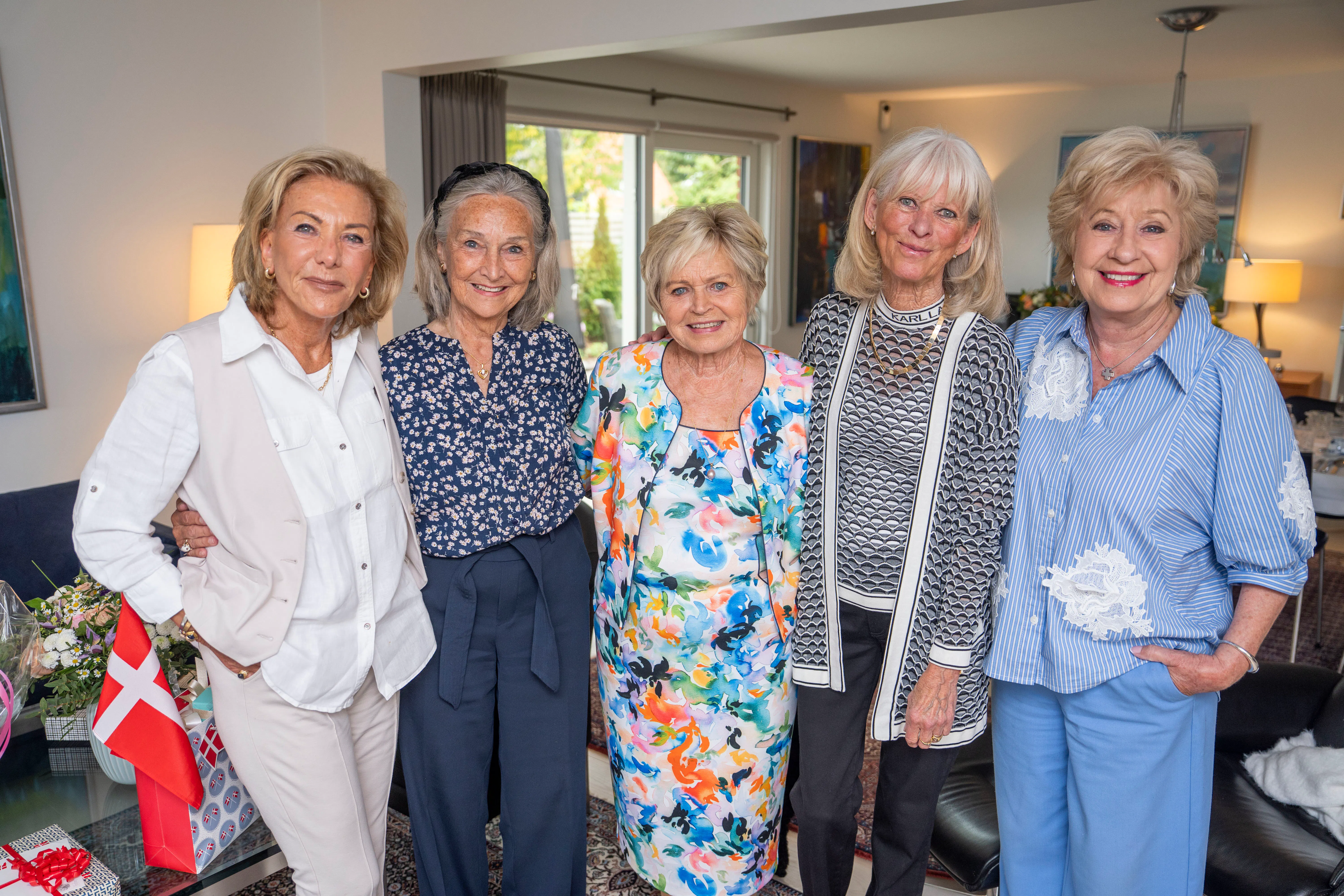 Dorthe Kollo, Rudi Nielsen, Hilda Heick, Gertrud Campeotto og Birthe Kjær.