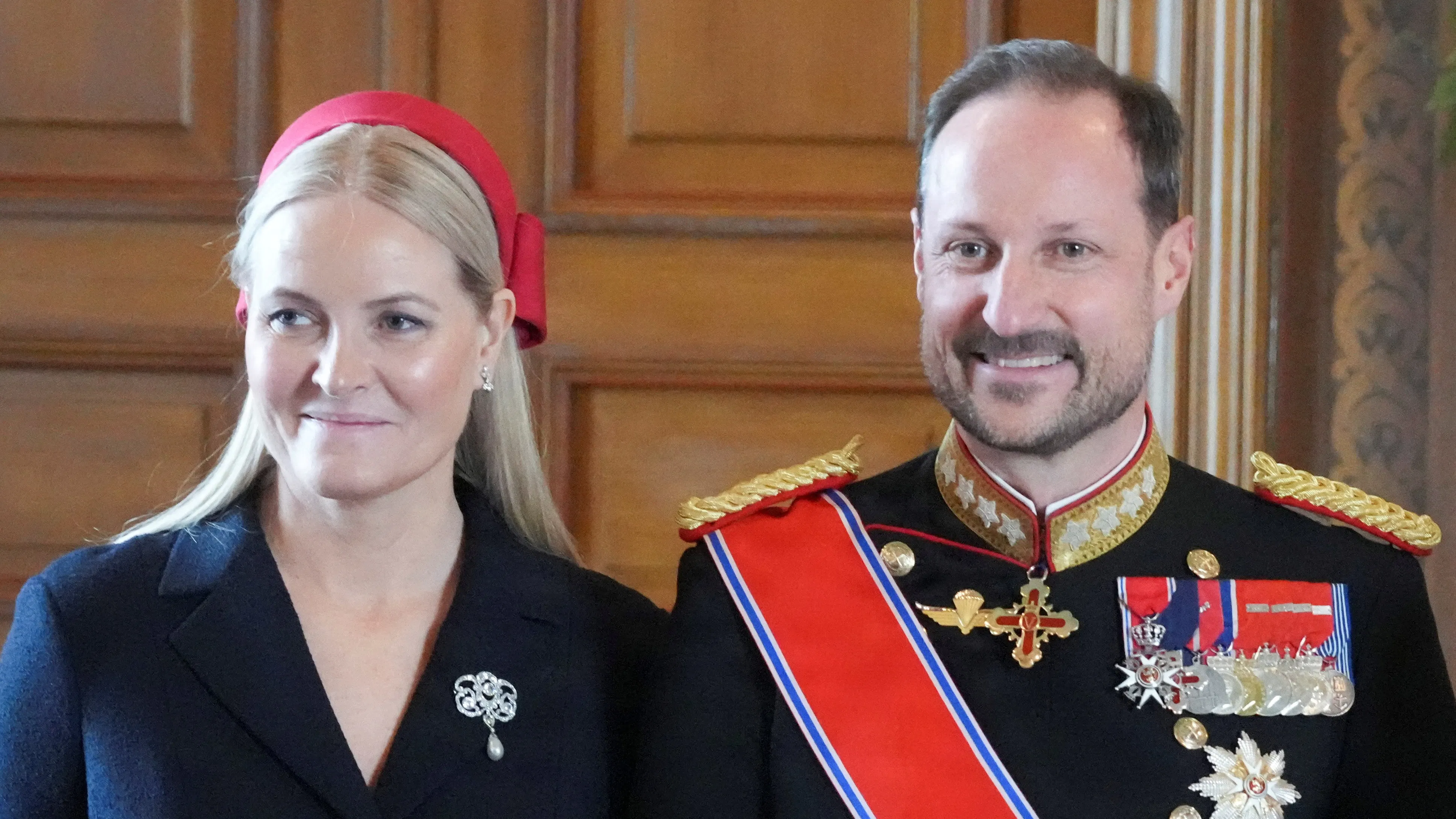 kronprins-haakon-aflyser-i-sidste-jeblik-skal-v-re-sammen-med-mette