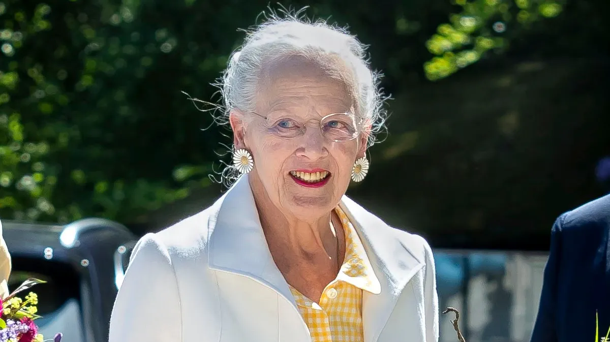 Dronning Margrethe har nogle klare garderobefavoritter, når solen skinner, og sommeren er på sit højeste.