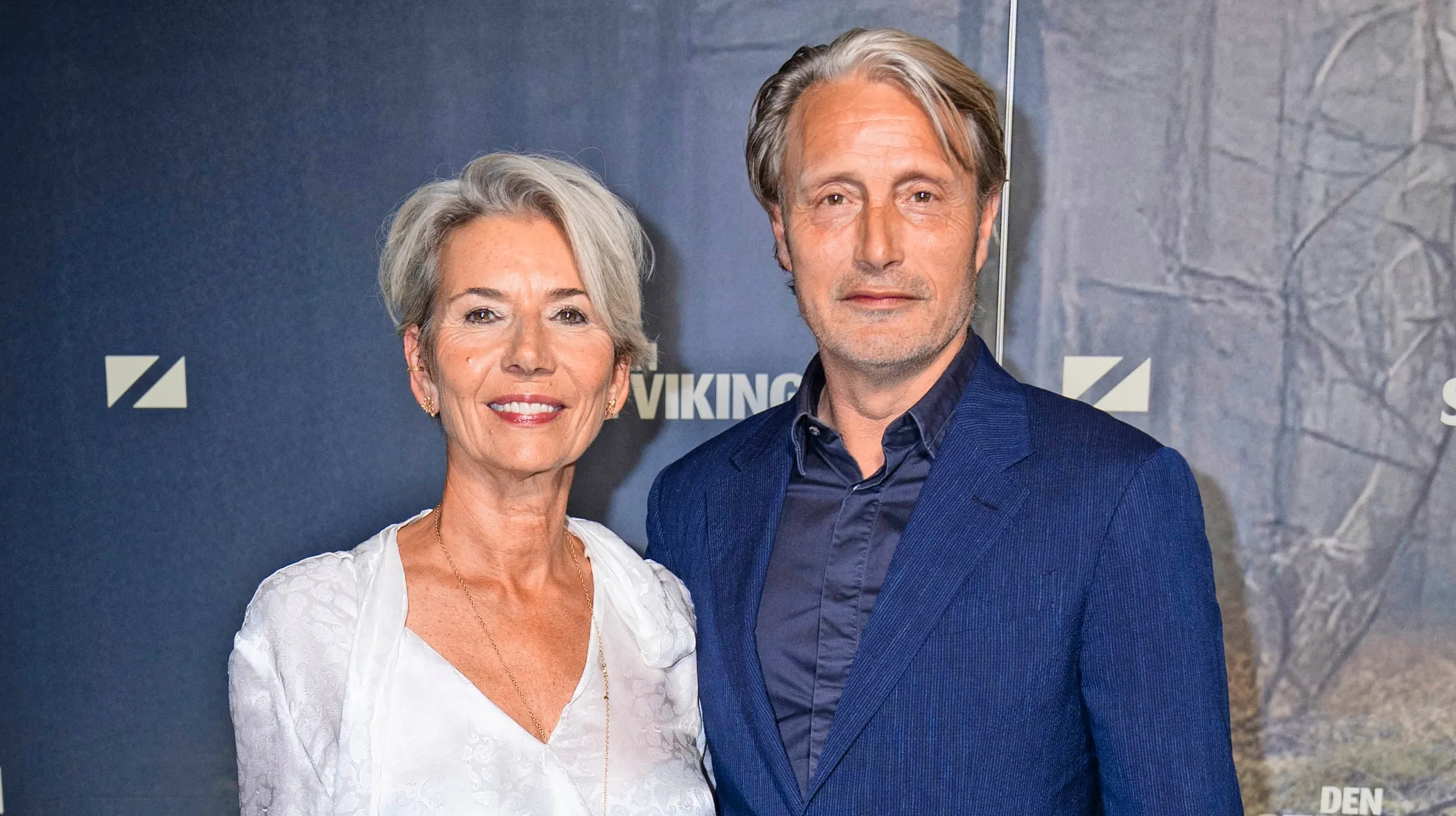 Mads Mikkelsen og hustruen svømmer i penge: Så mange millioner har de tjent | BILLED-BLADET