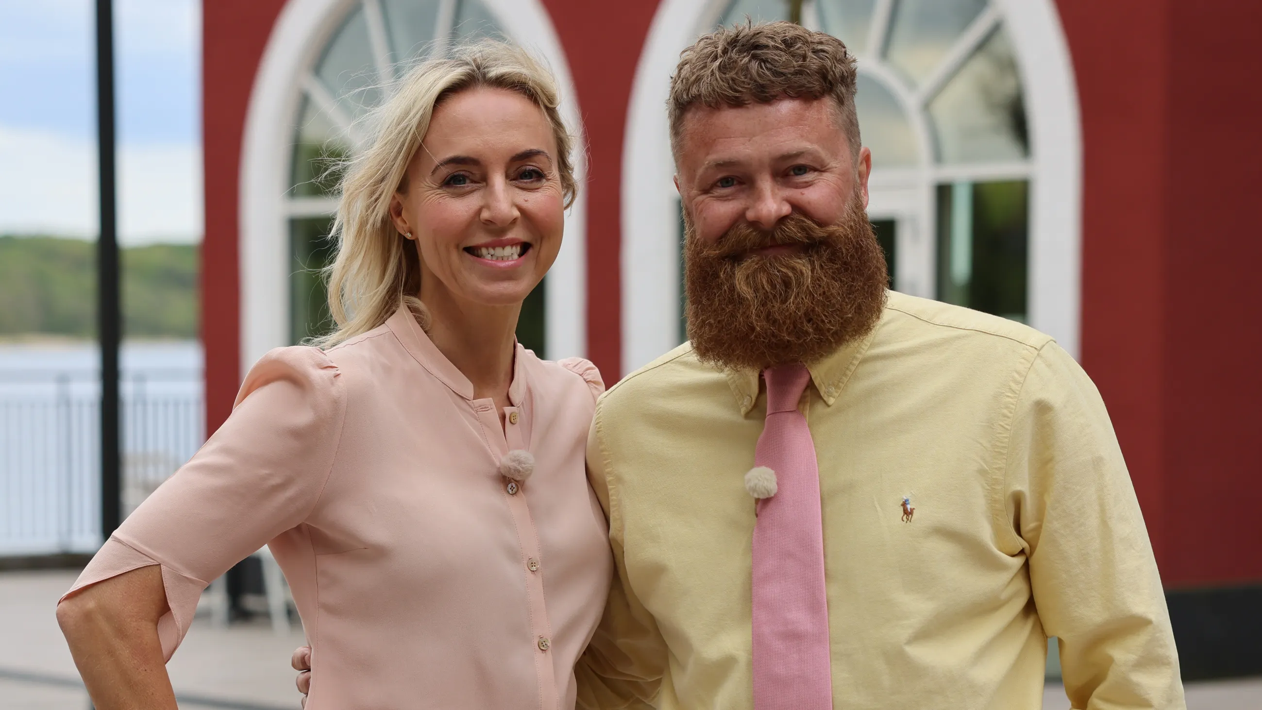 Christian Torp har en fast makker i Mira Lie Nielsen i DR-programmet "Hammerslag". 