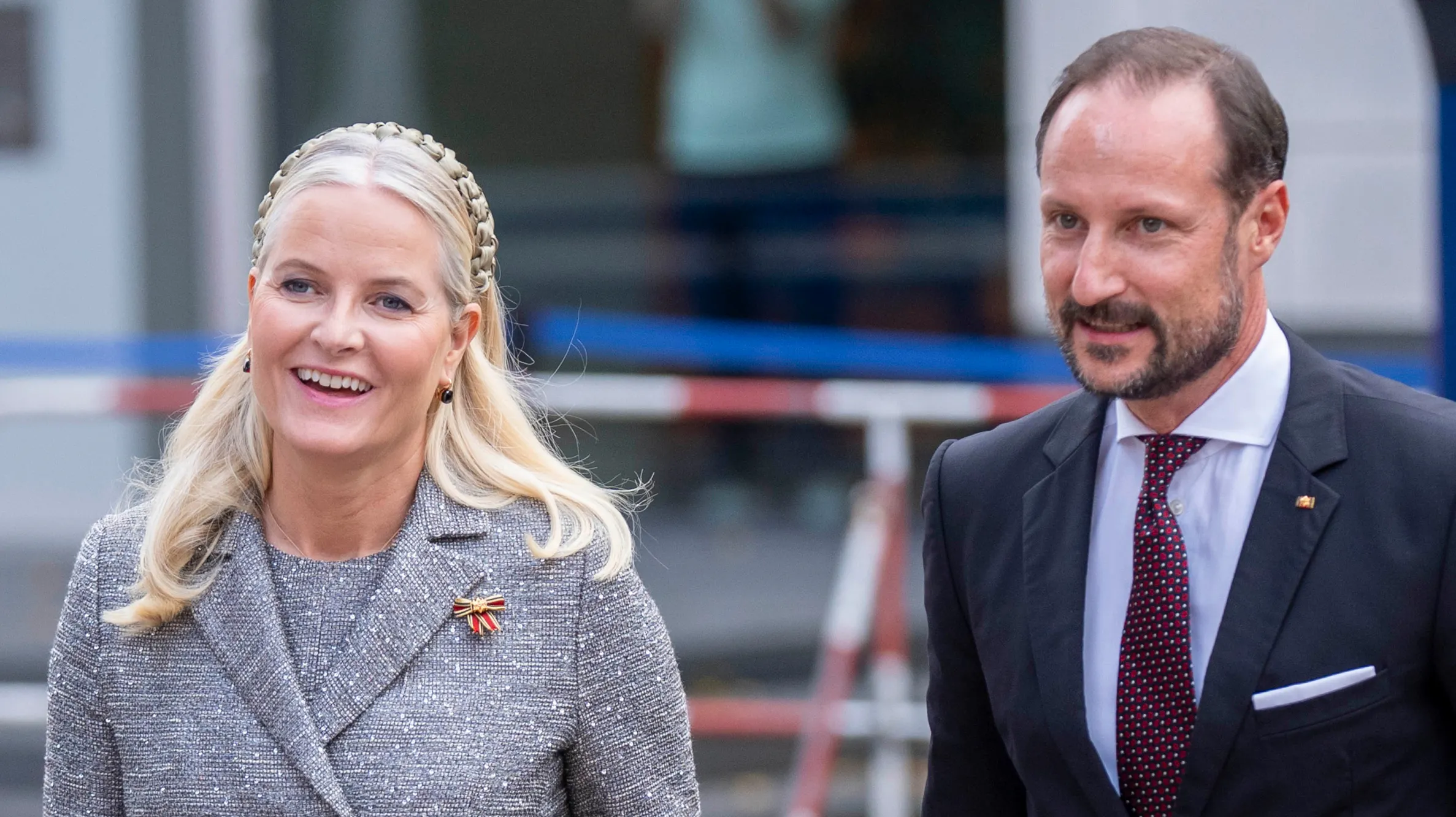 Kronprinsparret går en uvant fremtid i møde.