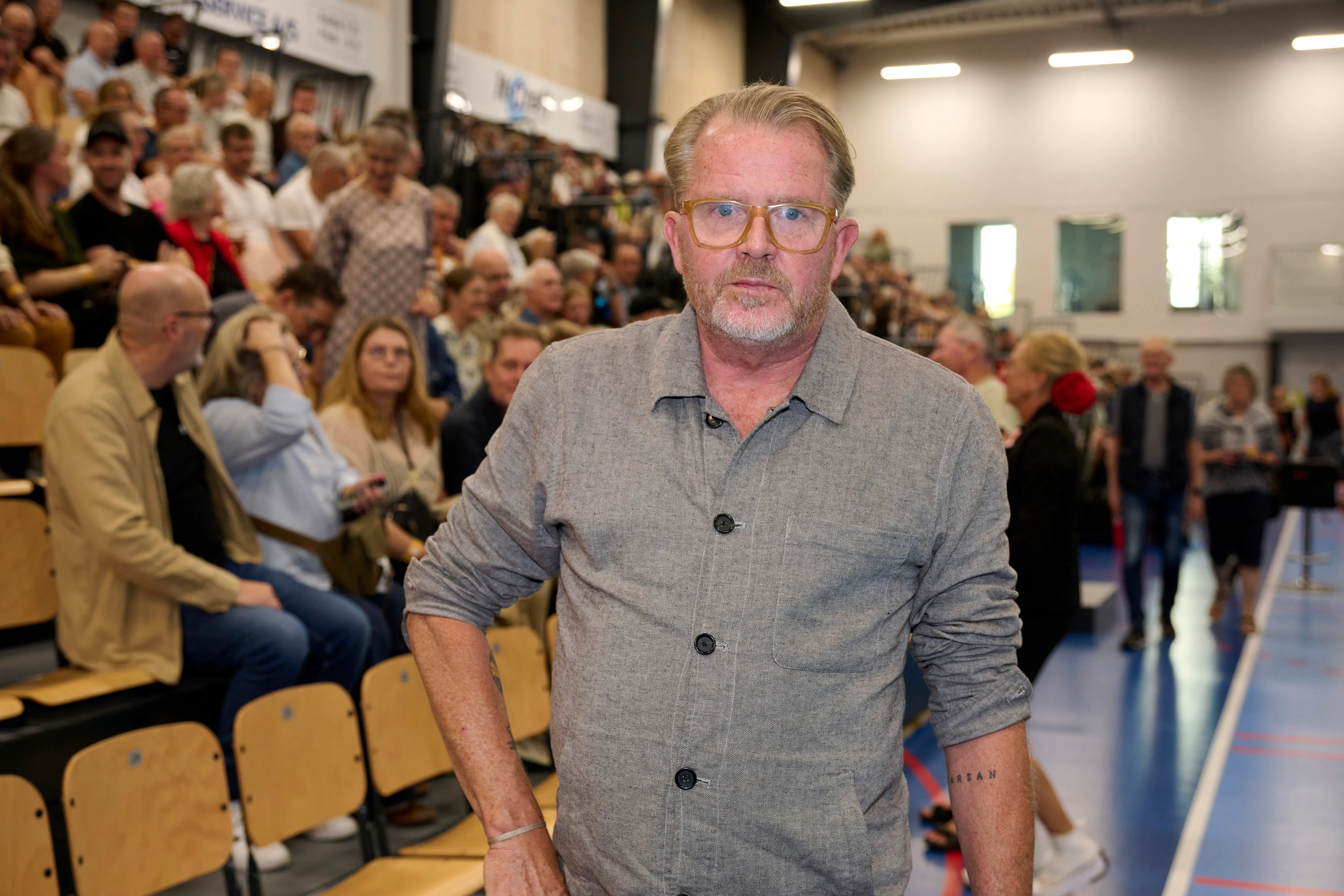 Rolf Sørensen og nevøen Noah har begge en tatovering med navnet Tarzan. Den kan anes på Rolf Sørensens underarm.