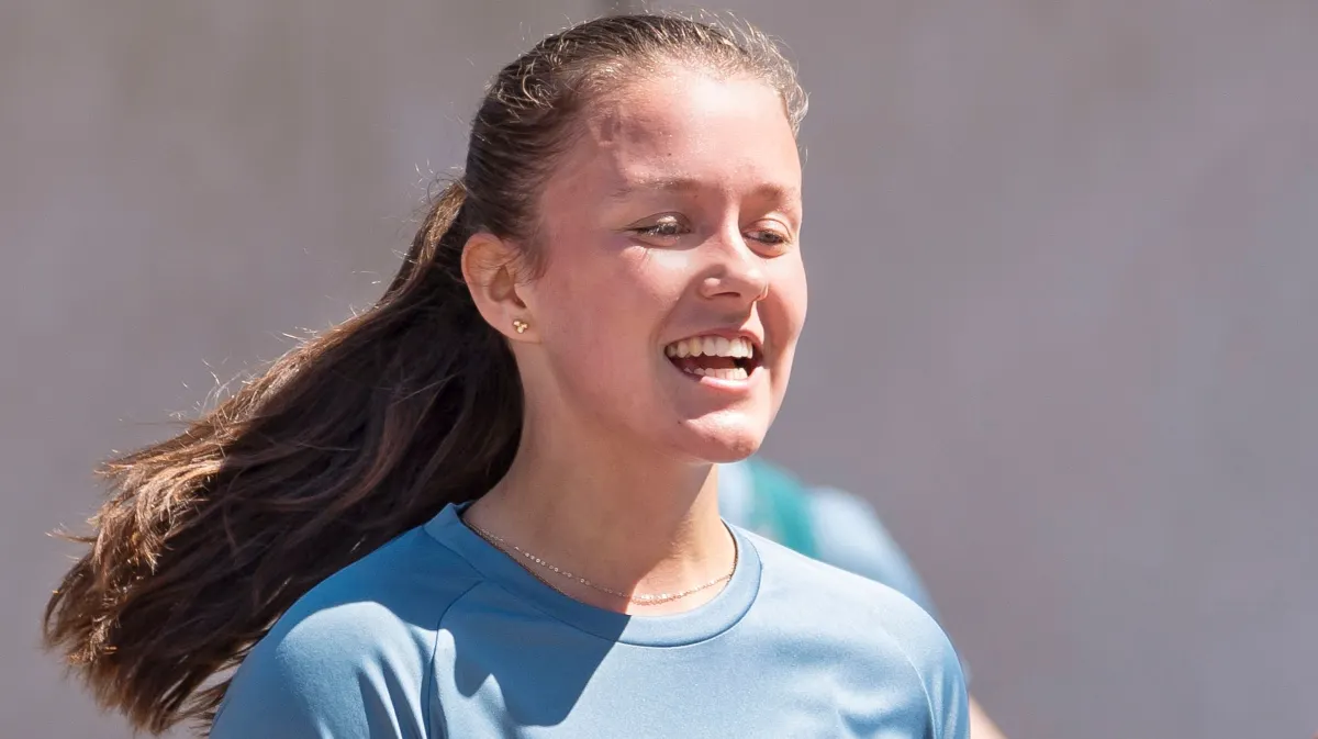 Prinsesse Isabella har pakket en taske med private ting til den første uge på Gardehusarkasernen i Slagelse.