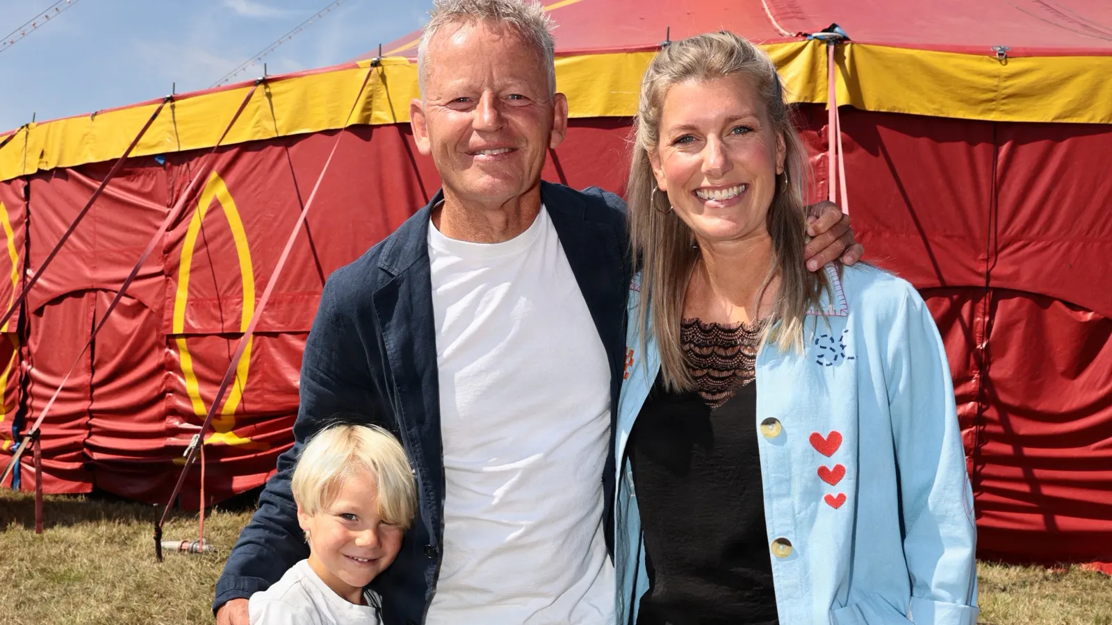 Bubber med sønnen Alfred og kollegaen Malen Qvist.