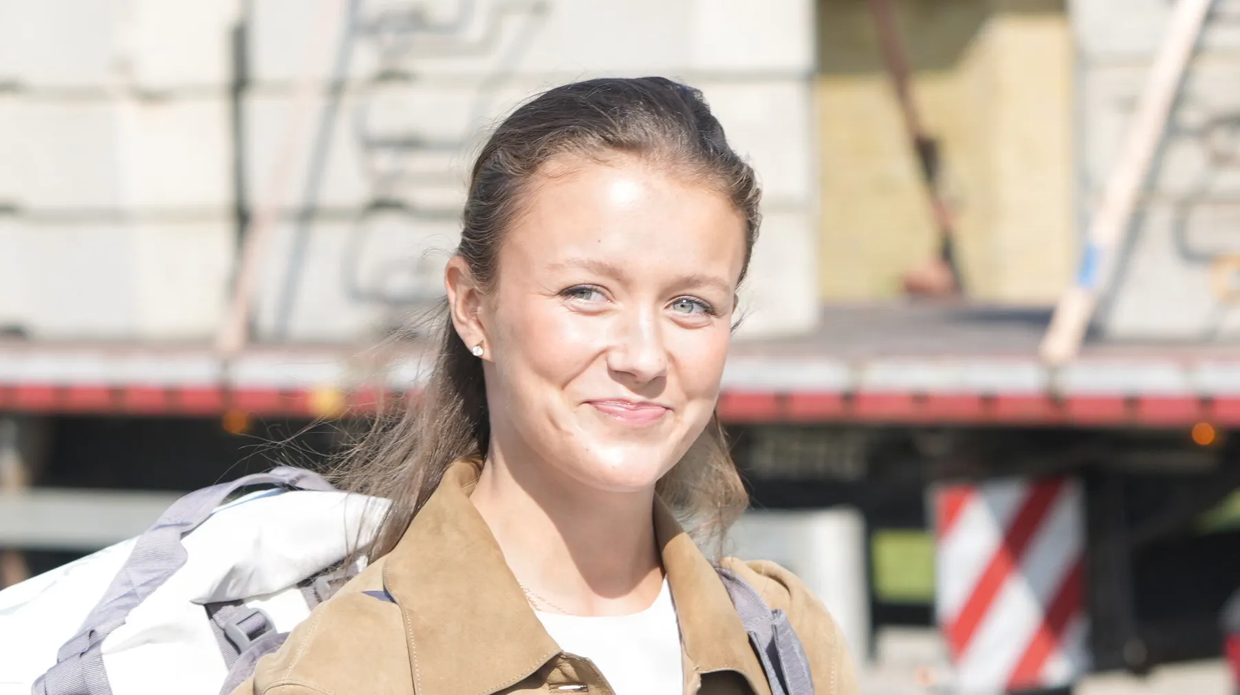 Prinsesse Isabella ankom i et afslappet look til Antvorskov Kaserne.