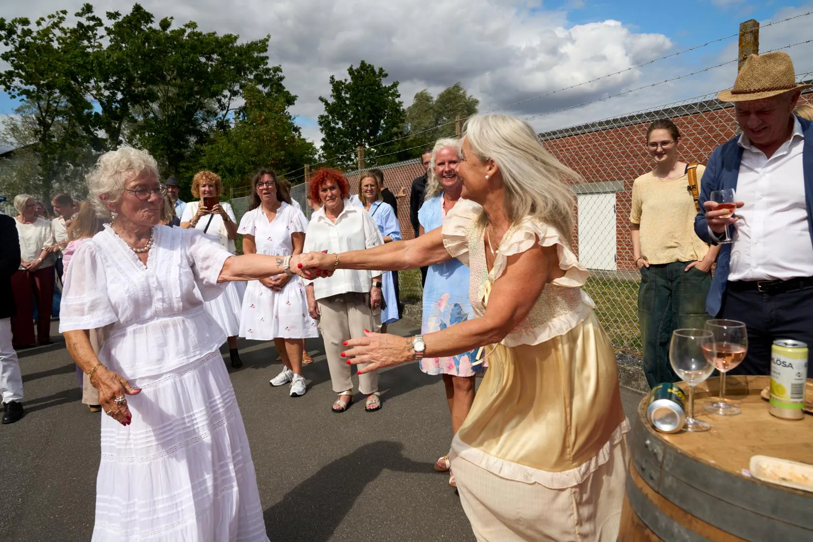 Kirsten og Lise-Lotte på "dansegulvet".