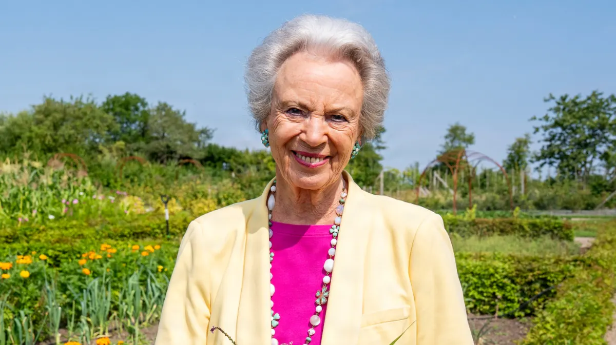 Prinsesse Benedikte rejser til udlandet.
