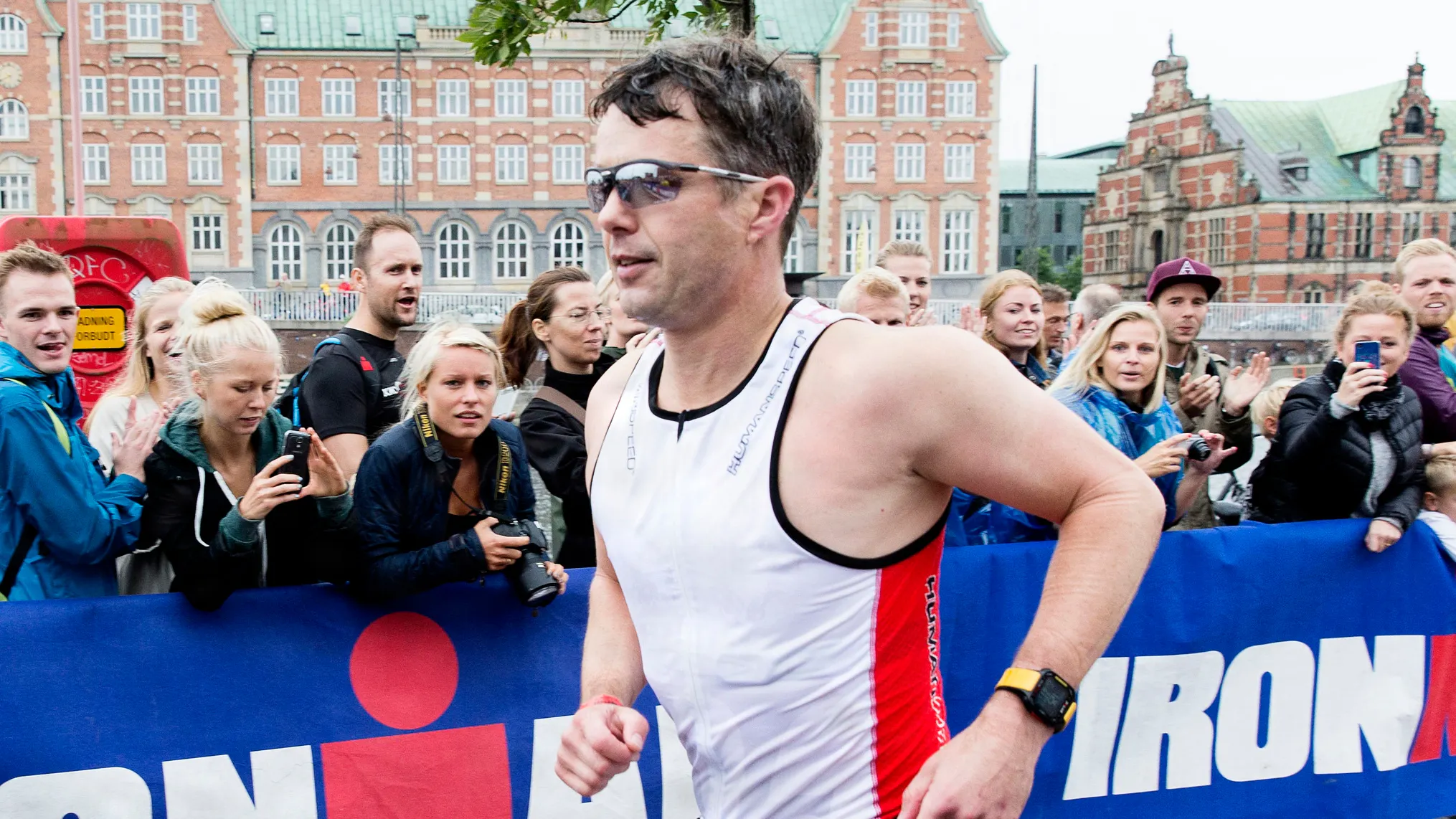 Daværende kronprins Frederik gennemførte i 2013 IRONMAN i København. 