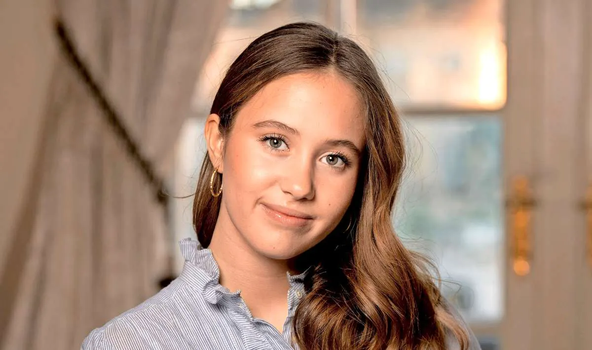 Officielt portrætfoto af prinsesse Josephine udsendt af Kongehuset den 8. januar 2026 i anledning af tvillingernes 15-års fødselsdag. 