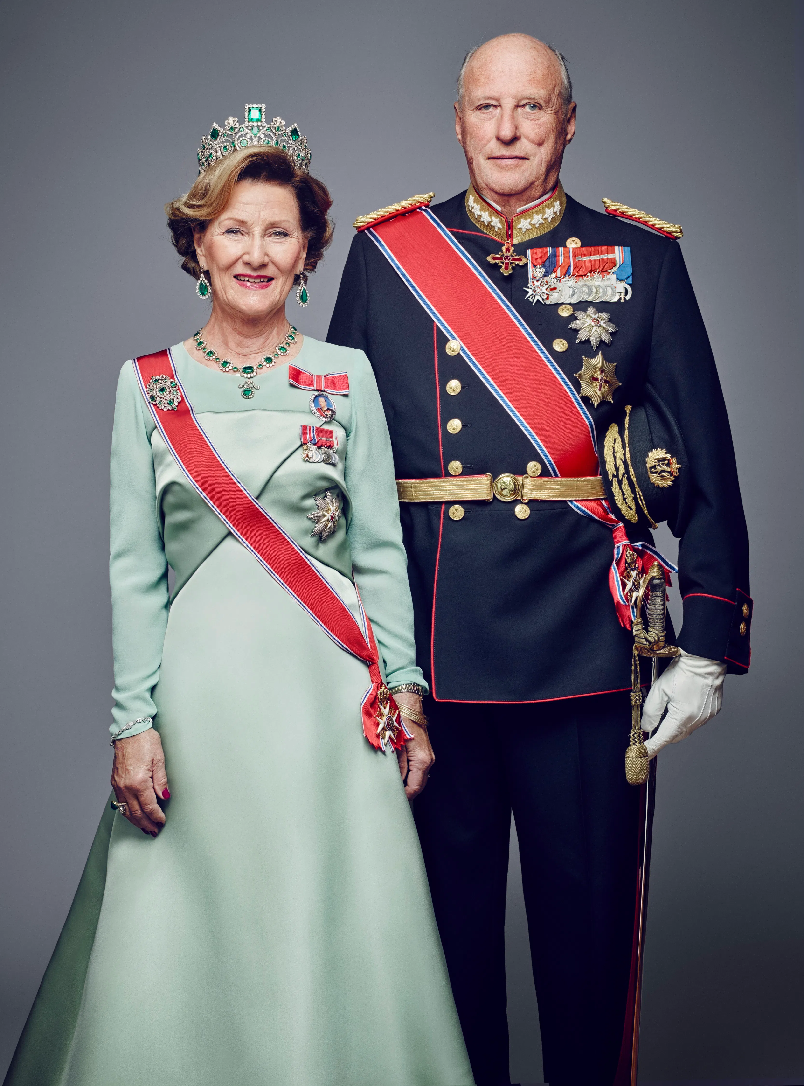 Kong Harald og dronning Sonja - officielt billede fra 2016 - udsendt af kongehuset