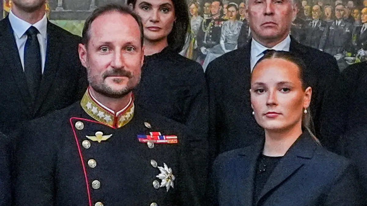 Midt and sorgen: Kong Haakon og kronprinsesse Ingrid Alexandra tager vigtigt skridt | BILLED-BLADET