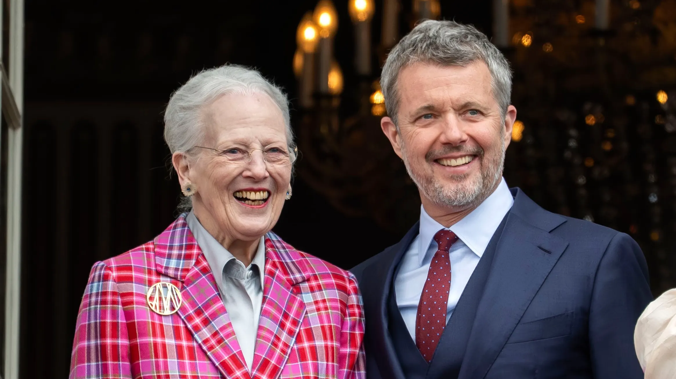 Afsløret på pudsig måde: Frederik har besøgt Margrethe på Rigshospitalet | BILLED-BLADET
