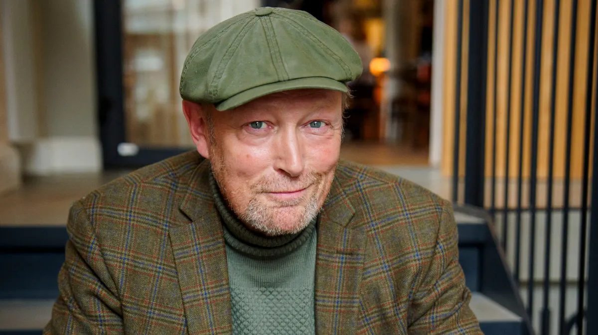 Sønnernes beslutning er kommet bag på Lars Mikkelsen | BILLED-BLADET