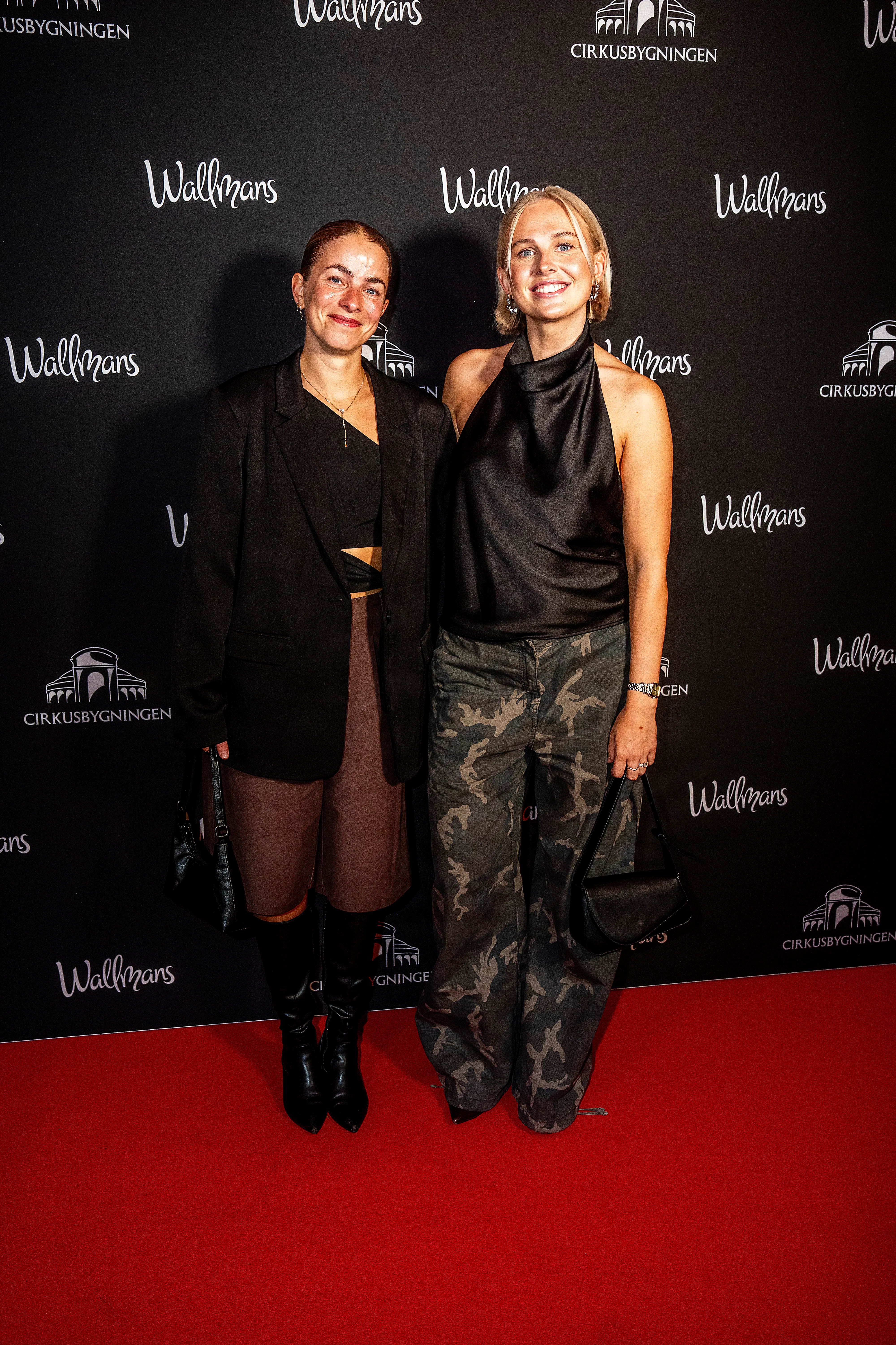Sofie Martinussen med veninden Cecilie.