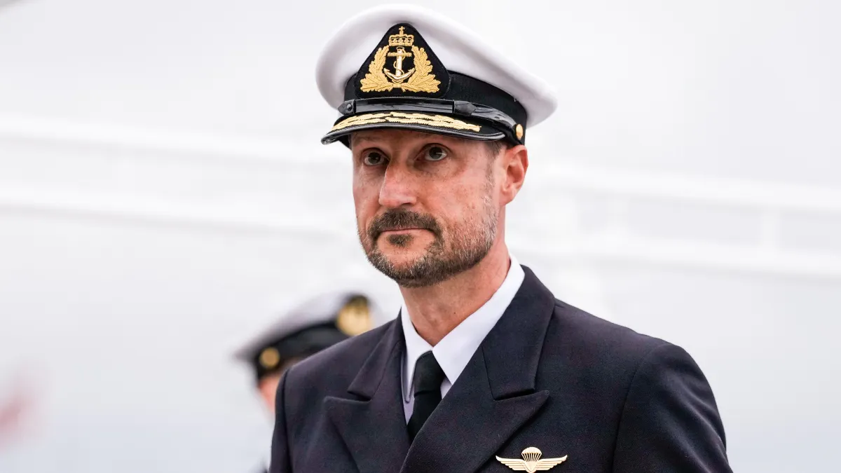 Kong Haakon er klar til sit første officielle besøg: Her går turen hen |  BILLED-BLADET