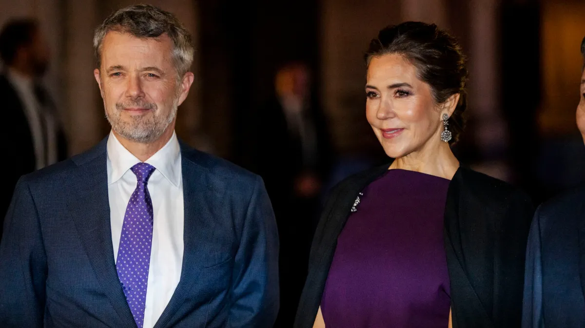 Kong Frederik og dronning Mary ankom en smule forsinket til stor aften på Glyptoteket.