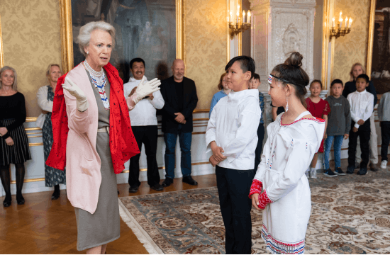 Prinsesse Benedikte og grønlandske børn