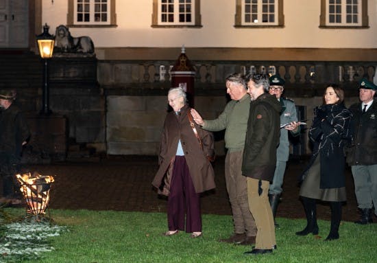 Dronning Margrethe, baron Otto Reedtz-Thott, kronprins Frederik og kronprinsesse Mary