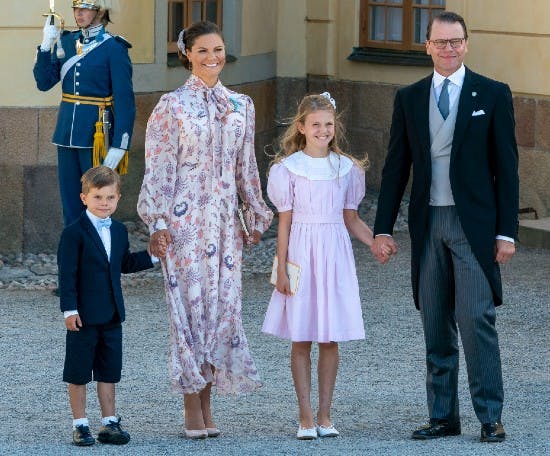 Prins Oscar, kronprinsesse Victoria, prinsesse Estelle og prins Daniel