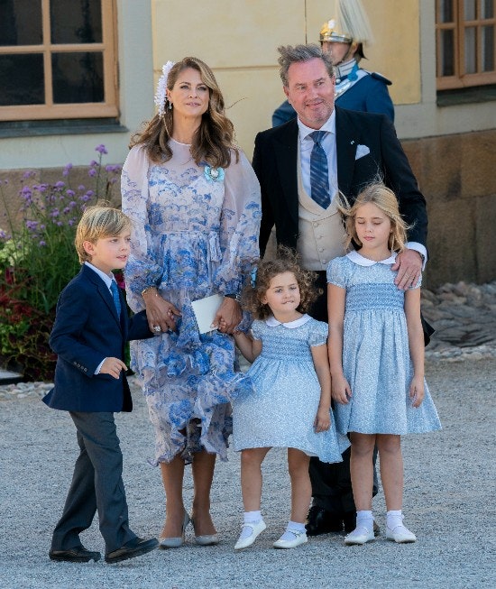 Prinsesse Madeleine og Chris O'Neill med børnene Nicolas, Adrienne og Leonore