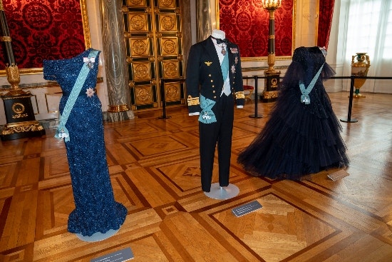 ophobe stege 945 Nu kan du komme helt tæt på en af kronprinsesse Marys mest elskede kjoler |  BILLED-BLADET