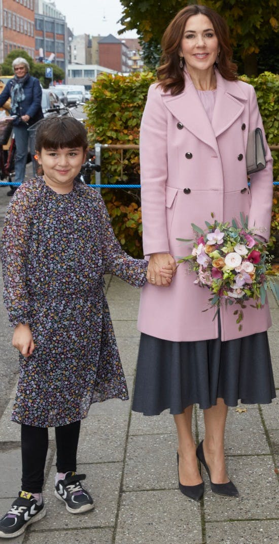 Kronprinsesse Mary og blomsterpigen