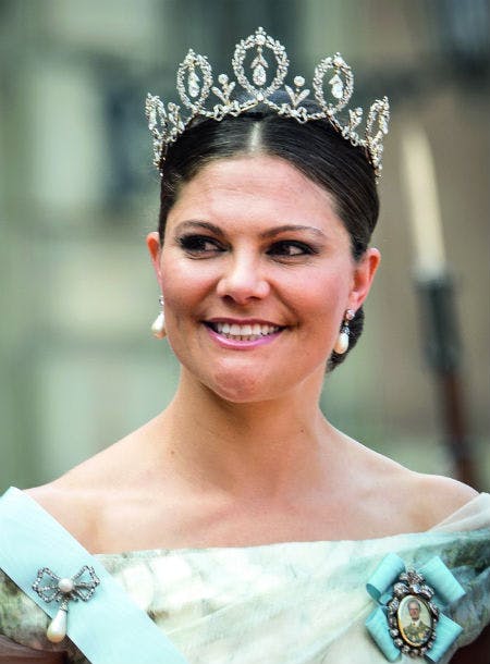 https://imgix.billedbladet.dk/bb-90100.jpg