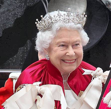 Dronning Elizabeth II ankommer til Bath-ordenens gudstjeneste i Westminster Abbey d. 9. maj 2014.