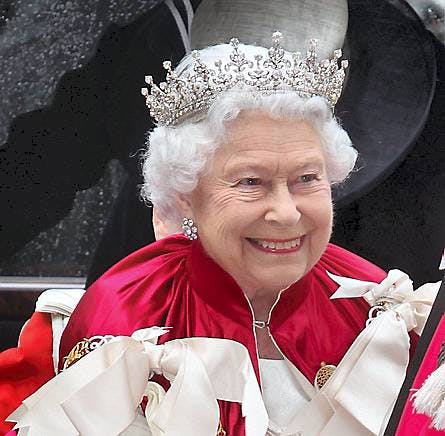 Dronning Elizabeth II ankommer til Bath-ordenens gudstjeneste i Westminster Abbey d. 9. maj 2014.